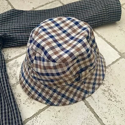 Aquascutum Reversible Bucket Hat • £40