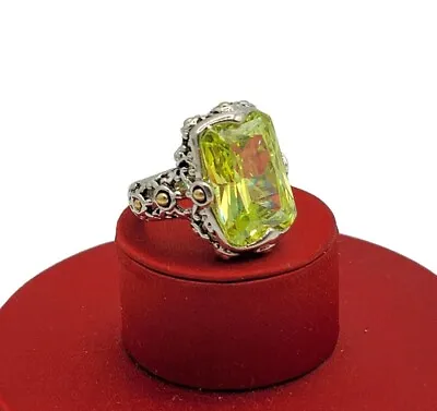 Vtg Sz 6 Ring Lg Green Peridot Cubic Zirconia Medieval Theme Fashion Jewelry ST • $49.99