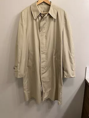 London Fog Vintage Men's Sz 40L Classic Beige Trench Coat W/Pockets • $29.50