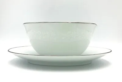 Kenmark  Venetian Lace  Gravy Boat Sauce Bowl Platinum Japan White On White • £15.42