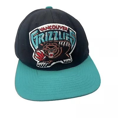 EUC Vancouver Grizzlies Mitchell & Ness  NBA Snapback Black Green Hat Cap • $18