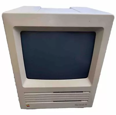 VTG Apple Macintosh SE M5011 Computer 1Mb RAM - 800K Drive - UNTESTED • $175