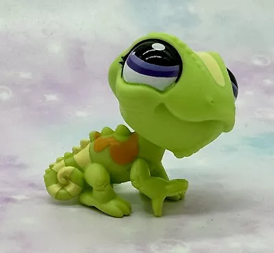 Littlest Pet Shop Authentic # 2399 Green Yellow Striped Chameleon Purple Eyes  • $45.95