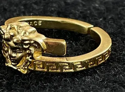 Vintage Versace Gold Tone Medusa Ring Size 7 • $77.70