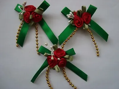£2.90 • Buy Ribbon Triple Rose Bud Cluster Green And Red - Packs Of 4 - Christmas Craft