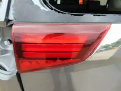 Mitsubishi Outlander Left Taillight On Tailgate Zk-zl 04/15-2020 • $278