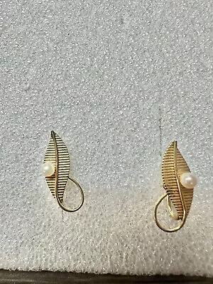 12k GF Gold Filled VAN DELL Genuine Pearl On Leaf Screw On Earrings  • $9.50