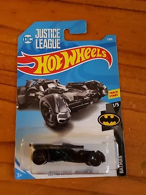 Justice League Batmobile Hotwheels Die Cast • $3.50