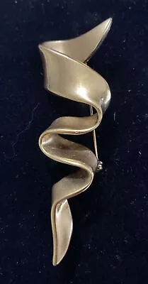 Vintage M Jent Gold Tone Brooch Scribble Ribbon Twisted Zig Zag Wave Abstract • $18