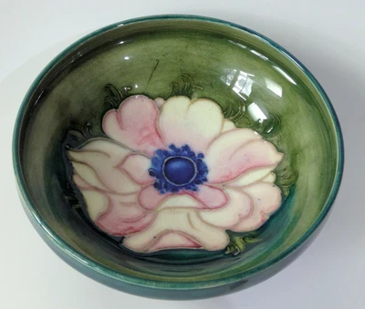 £79 • Buy Walter Moorcroft Anemone Dish / Bowl 11cm X 4.7cm High - Mid 20th Century