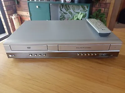 LG V271 DVD Player/VHS VCR Video Recorder Combo - 6 Head HIFI Stereo FAULTY  • $49.95