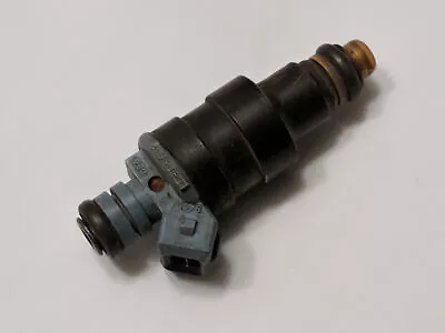 Genuine BMW E30 Fuel Injector 0280150211 • $35