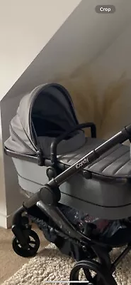 Icandy Peach 7 Carrycot And Pushchair • £400