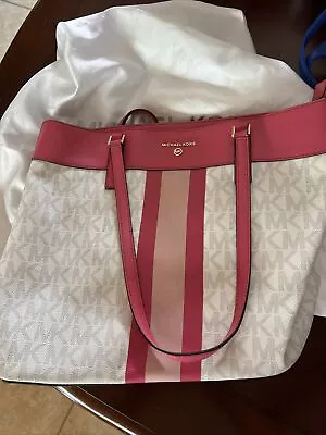 MICHAEL KORS CENTER STRIPE MAPLE WHITE Pink Grey  MULTI MK LOGO BAG PURSE MEDIUM • $55