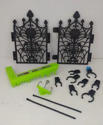 Monster High Deadluxe High School Playset Doll House Parts • $29.99