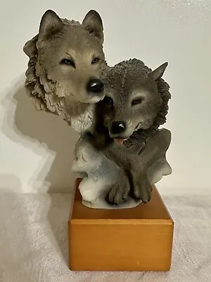 Mill Creek Studios Wolf Sculpture Stephen Herrero Face To Face (1400900) • $69
