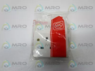 Mk K2757-whi Switch Socket * New In Factory Bag * • $9