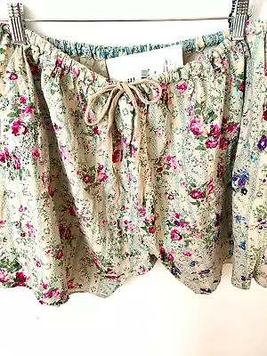 Nwt Magnolia Pearl Floral Kloe Printed Shorts • $229