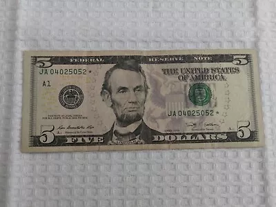 2009 Federal Reserve Note Five Dollars * Star Bill • $12.99