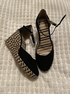 Marks And Spencer Ladies Shoes Size 4.5 • £7