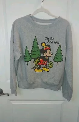 Disney Mickey Mouse Winter Theme Gray Sweatshirt Size Medium Cotton Blend EUC • $9.99