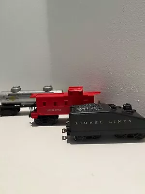 Set Of Three Lionel O Gauge Train Cars  • $0.99