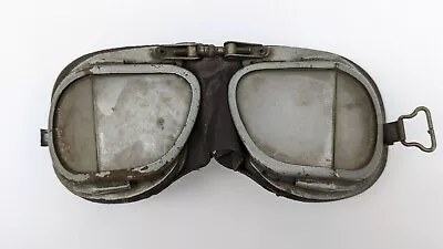 WW2 RAF Pilots Goggles • £125