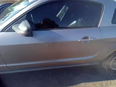 Driver Left Front Door Electric Coupe Fits 05-09 MUSTANG 23186981 • $559