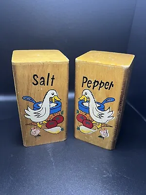 Vtg  Nevco Wooden Salt And Pepper Shakers White Duck • $12.99