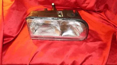 1994-1997 Volvo 850 Passenger Side Headlight Assembly - NEW • $119.99