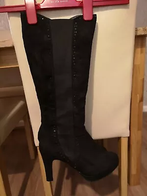 £12 • Buy Red Herring Boots