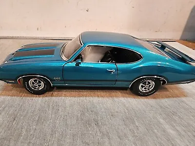 Acme: 1:18 1970 Oldsmobile 442 W-30 -aegean Aqua Metallic-a1805727-free Shipping • $164.99