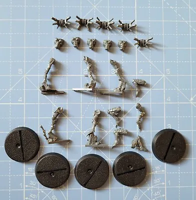 Warhammer 40K Drukhari Dark Eldar Scourges Bodies And Legs  • £3.99