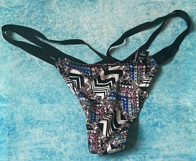 $10.95 • Buy Victoria’s Secret V-String Black Geometric Print Strappy Panty Size L NWT