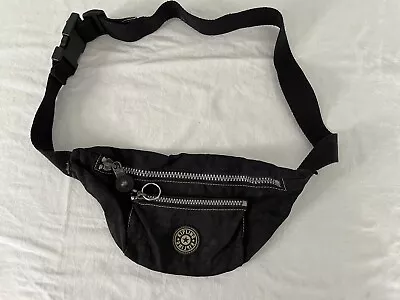 Vintage KIPLING Black  Nylon Waist Belt Bag Fanny Pack *READ* • $24