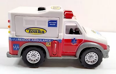 2004 TONKA Hasbro RESCUE AMBULANCE 05338 17cm Toy Vehicle With POP UP AREAS • $24.95
