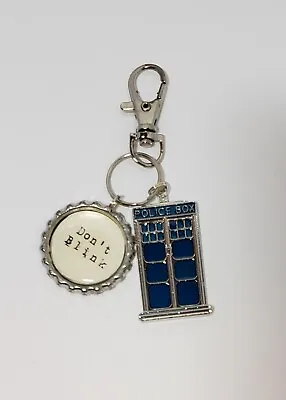 Doctor Who Tardis With Don't Blink Keychains • £16.14