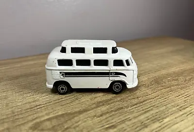 Maisto - Volkswagen VW Camper Bus Van - 1:64 Scale Diecast • $4.99