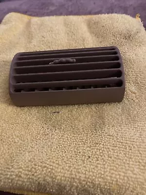 1994-2004 FORD MUSTANG OEM  A/C Vent Driver Or Passenger Side (Light Tan) • $18.50