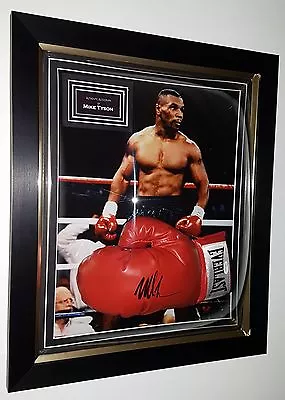 *** Rare MIke Tyson SIGNED Boxing GLOVE Autographed Display *** NEW DOME DISPLAY • £395