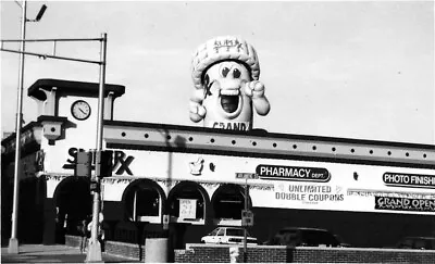 POST CARD Of PHARMACY GRAND OPENING In HACKENSACK NEW JERSEY (1994) Near BOGOTA • $5