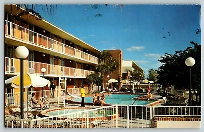 Postcard 1970s Davis Bros Cafeterias & Motor Lodges US 80 Macon Georgia  • $4.45