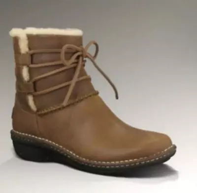 UGG Women's Caspia Brown Leather Sheepskin Lined Boots Size 7 VERY NICE • $28