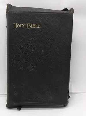 Leather Bound  Bible - Eyre And Spottiswoode Old And New Testaments • £10