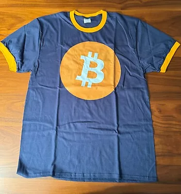 VINTAGE BITCOIN BTC CRYPTO Navy/Gold T-SHIRT PRE-OWNED SIZE LARGE UPC00024 • $0.99