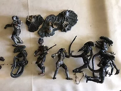 ??McFarlane??Aliens Vs Predator *Loose*Aliens Xenomorph Predators With Egg Base • $70