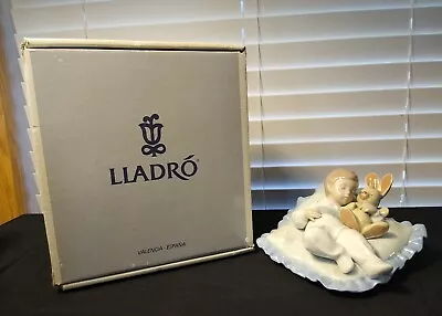 Retired Lladro #6791 Taking A Snooze Baby Holding Bunny Sleeping On Pillow Mint • $129.99