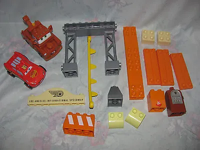 Mega Blok Disney Cars Lot - Lightning McQueen Tow Mater Speedway Sign • $8.72