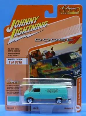 JOHNNY LIGHTNING CLASSIC GOLD 2021 R3/B #5 1976 Dodge Tradesman Van (Mint Green) • $7.95