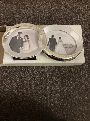 £2.75 • Buy Wedding Photo Frame Gift Ring Shaped Metal Silver New Boxed